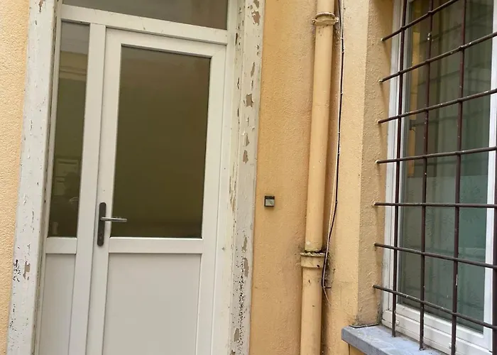 Avec Sauna Secteur Centre *